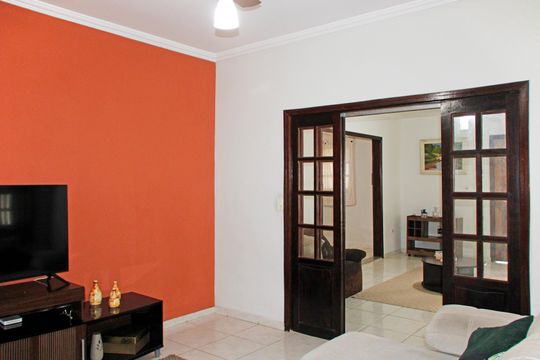 Sala TV de casa à venda com 4 quartos, 870m² em Altos do Morumbi, Vinhedo