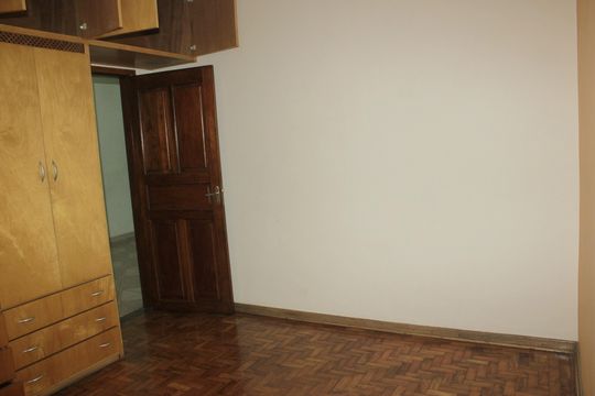 Quarto 1 de casa à venda com 2 quartos, 170m² em Vila Camargos, Guarulhos