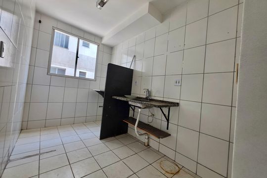 Cozinha e Área de Serviço de apartamento para alugar com 2 quartos, 45m² em Nacional, Contagem
