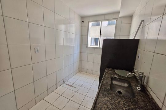 Cozinha e Área de Serviço de apartamento para alugar com 2 quartos, 45m² em Nacional, Contagem