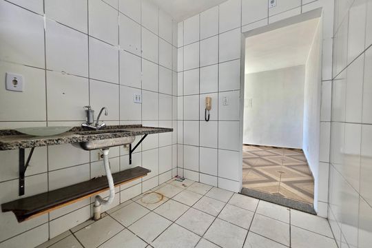 Cozinha e Área de Serviço de apartamento para alugar com 2 quartos, 45m² em Nacional, Contagem