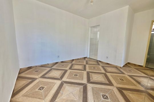 Sala de apartamento para alugar com 2 quartos, 45m² em Nacional, Contagem