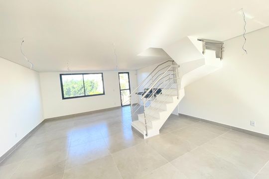 Casa à venda com 3 quartos, 89m² em Santa Amelia, Belo Horizonte