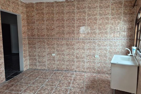 Cozinha de casa para alugar com 1 quarto, 50m² em Jardim Matarazzo, São Paulo