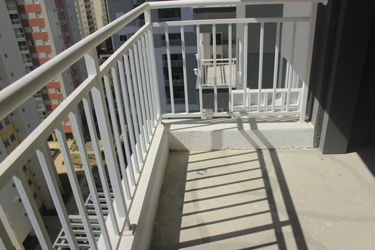 Varanda gourmet de kitnet/studio à venda com 1 quarto, 40m² em Picanço, Guarulhos