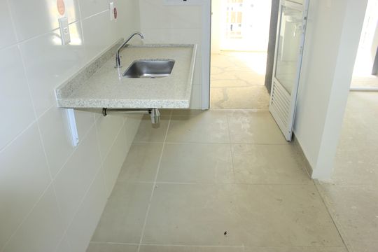 Cozinha de kitnet/studio à venda com 1 quarto, 40m² em Picanço, Guarulhos