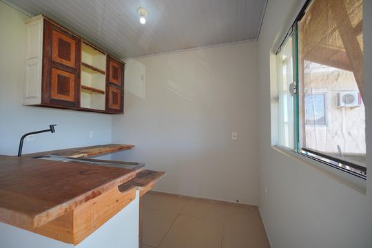 Cozinha  de apartamento para alugar com 1 quarto, 50m² em Carianos, Florianópolis