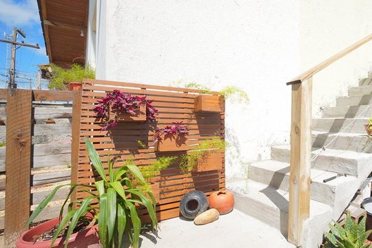 Escada de Acesso ao Apartamento  de apartamento para alugar com 1 quarto, 50m² em Carianos, Florianópolis