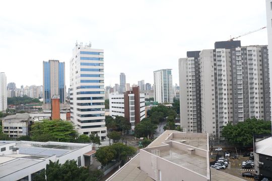 Sala e Cozinha Integrada de apartamento para alugar com 1 quarto, 27m² em Parque Industrial Tomas Edson, São Paulo
