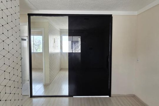 Sala  de apartamento para alugar com 2 quartos, 37m² em Jardim Albertina, Guarulhos