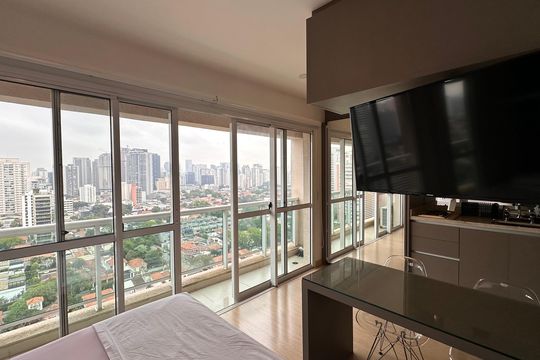 Apartamento para alugar com 1 quarto, 77m² em Brooklin, São Paulo