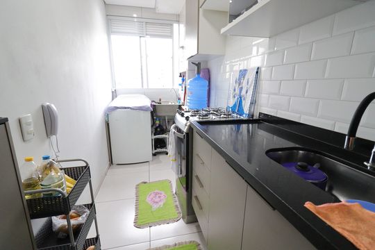 Cozinha de apartamento para alugar com 2 quartos, 44m² em Usina Piratininga, São Paulo