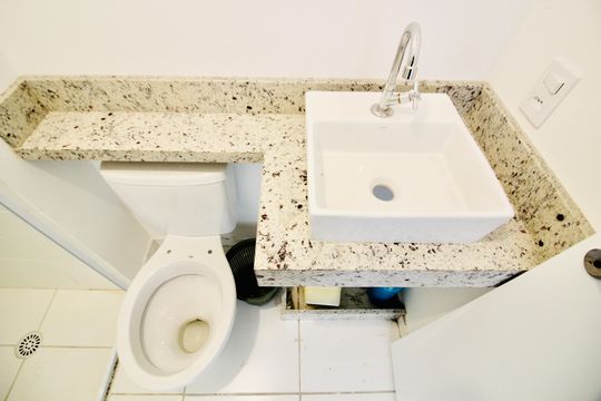 Banheiro de apartamento à venda com 2 quartos, 42m² em Itaquera, São Paulo