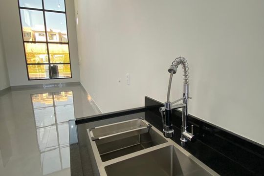 Casa à venda com 3 quartos, 175m² em Jardim America II, Campinas