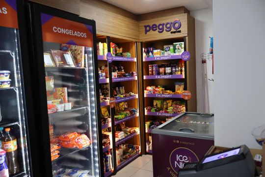 Área comum - Mercado de apartamento para alugar com 2 quartos, 40m² em Vila Graciosa, São Paulo