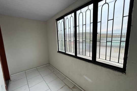 Varanda do quarto de apartamento para alugar com 1 quarto, 36m² em Anchieta, Nilópolis