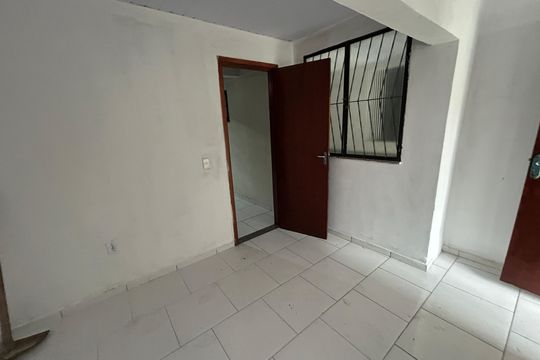 Quarto de apartamento para alugar com 1 quarto, 36m² em Anchieta, Nilópolis