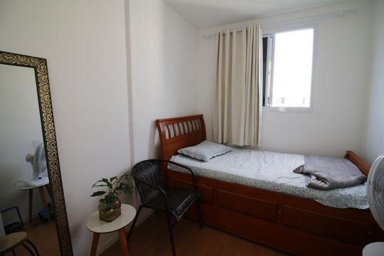 Quarto 1 de apartamento para alugar com 2 quartos, 45m² em Jacarepaguá, Rio de Janeiro