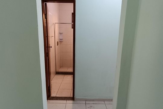 Corredor de casa para alugar com 2 quartos, 120m² em Terra Firme, Rio das Ostras