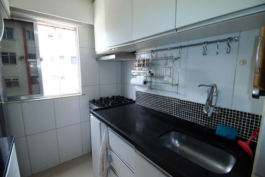 Cozinha de apartamento à venda com 2 quartos, 41m² em Penha Circular, Rio de Janeiro