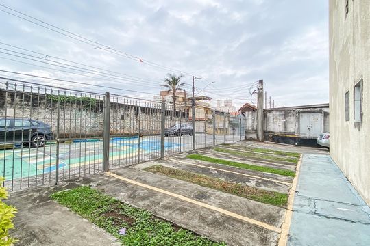 Garagem de apartamento para alugar com 2 quartos, 65m² em Cangaiba, São Paulo