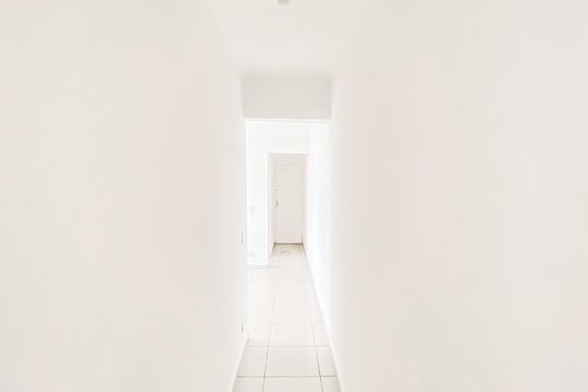 Corredor de apartamento para alugar com 2 quartos, 65m² em Cangaiba, São Paulo