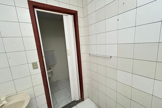 Banheiro de apartamento para alugar com 1 quarto, 36m² em Anchieta, Nilópolis