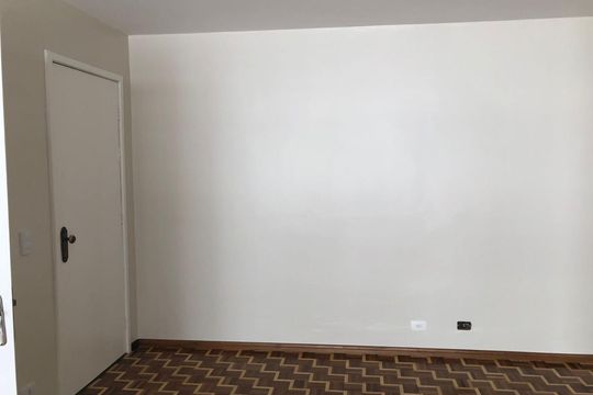Corredor de apartamento à venda com 4 quartos, 139m² em Centro Cívico, Curitiba