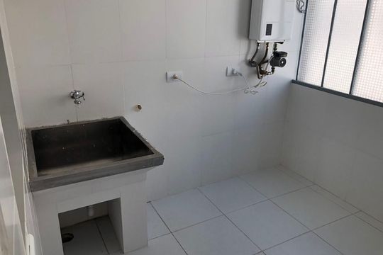 Área de serviço de apartamento à venda com 4 quartos, 139m² em Centro Cívico, Curitiba