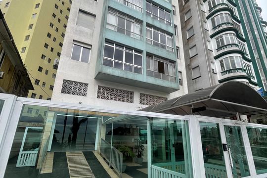 Fachada do Prédio de apartamento para alugar com 1 quarto, 65m² em Centro, São Vicente