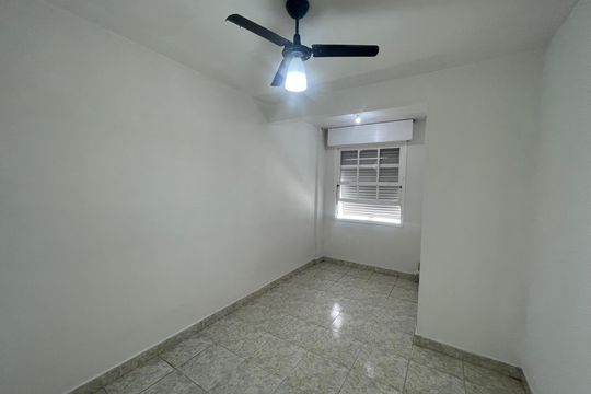 Quarto  de apartamento para alugar com 1 quarto, 65m² em Centro, São Vicente