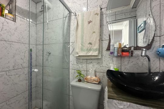 Banheiro de casa para alugar com 1 quarto, 50m² em Vila Boa Vista, Barueri