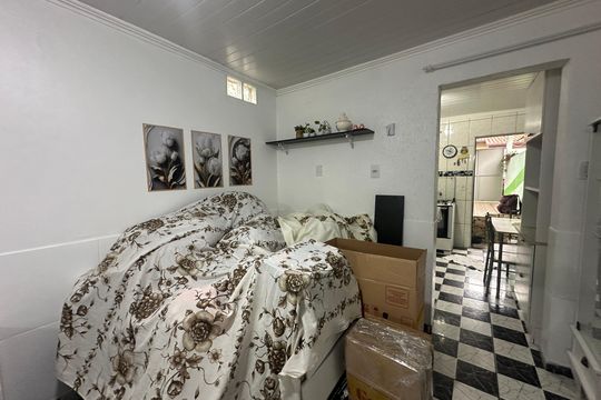 Sala/Quarto de casa para alugar com 1 quarto, 50m² em Vila Boa Vista, Barueri