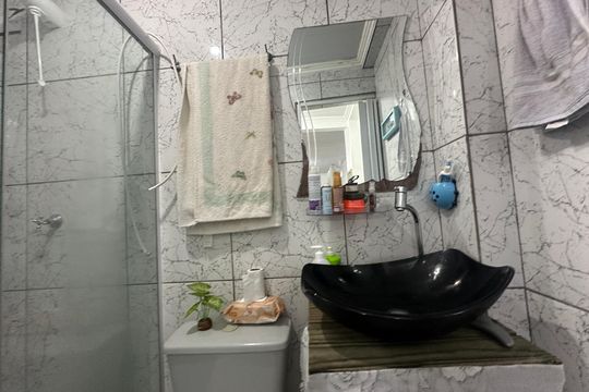 Banheiro de casa para alugar com 1 quarto, 50m² em Vila Boa Vista, Barueri