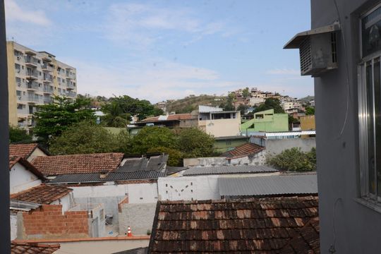 Vista da Área de Serviço de apartamento para alugar com 2 quartos, 60m² em Praça Seca, Rio de Janeiro
