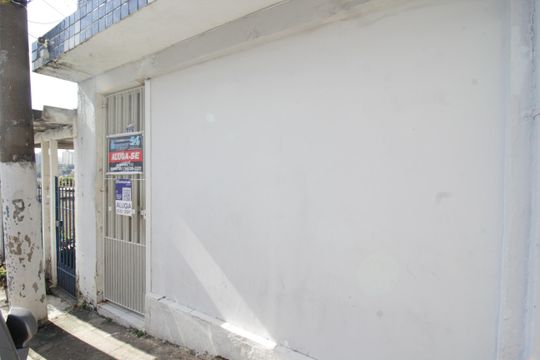 Fachada de casa para alugar com 1 quarto, 50m² em Nossa Senhora do O, São Paulo