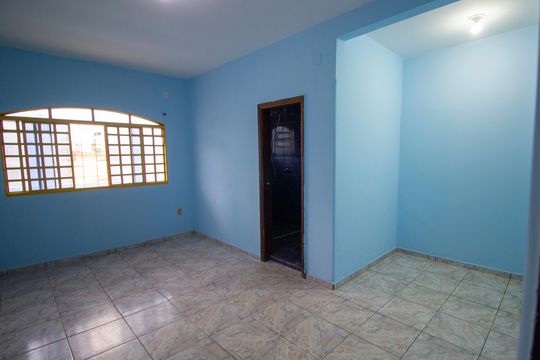 Casa para alugar com 4 quartos, 150m² em Quadra 300, Brasília