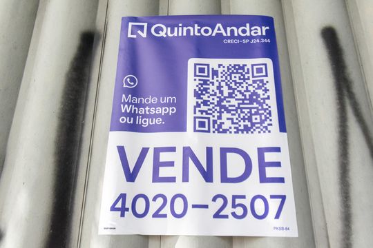 Placa de casa à venda com 3 quartos, 250m² em Vila Mira, São Paulo