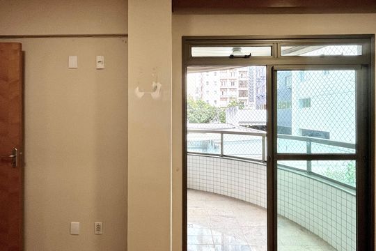 Apartamento para alugar com 4 quartos, 136m² em Savassi, Belo Horizonte