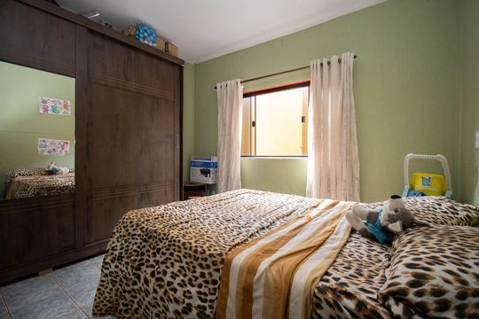 Suíte de casa à venda com 3 quartos, 145m² em Setor Tradicional (são Sebastião), Brasília