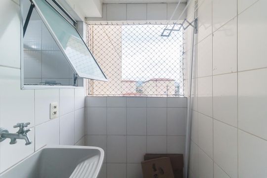 Área de Serviço de apartamento para alugar com 2 quartos, 42m² em Jundiapeba, Mogi das Cruzes