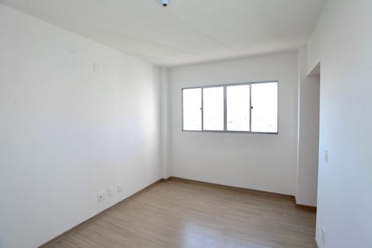 Sala de apartamento para alugar com 2 quartos, 50m² em Chácara Contagem, Contagem