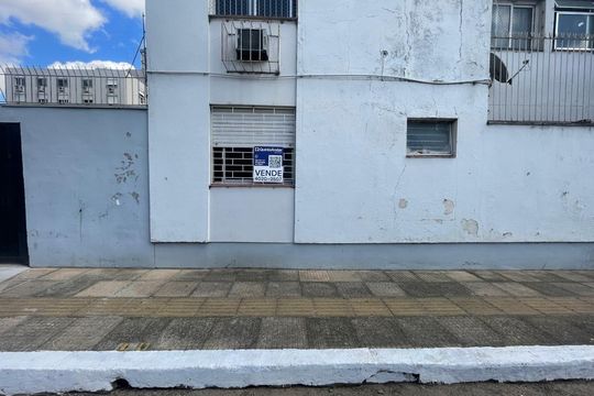 Fachada de apartamento para alugar com 1 quarto, 52m² em Centro, São Leopoldo