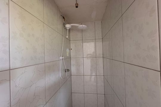 Cozinha e Área de Serviço - Chuveiro de apartamento à venda com 3 quartos, 300m² em Vargem Grande, Rio de Janeiro