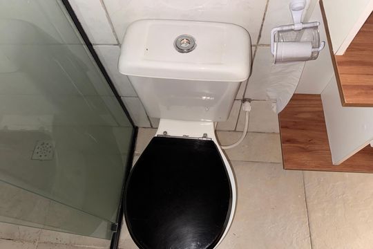 Banheiro Social de apartamento à venda com 3 quartos, 300m² em Vargem Grande, Rio de Janeiro