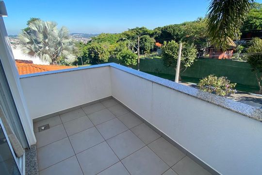 Casa à venda com 4 quartos, 515m² em Mirante Estrelas, Vinhedo