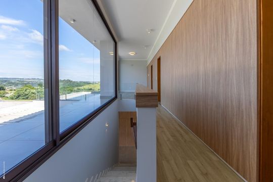 Casa à venda com 3 quartos, 300m² em Santa Cândida, Vinhedo