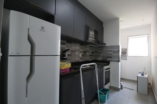 Cozinha de apartamento para alugar com 2 quartos, 56m² em Jardim Paris, São Paulo