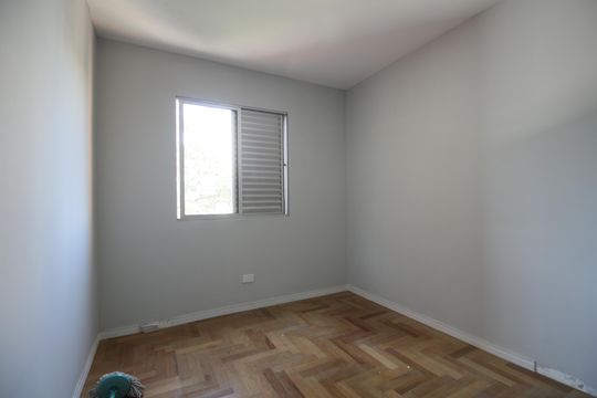 Quarto 2 de apartamento para alugar com 2 quartos, 56m² em Jardim Paris, São Paulo