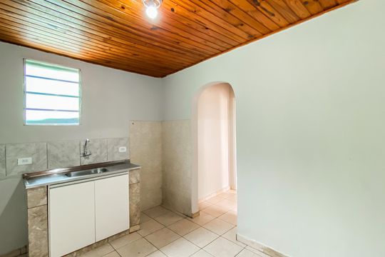 Casa para alugar com 1 quarto, 50m² em Vila Ré, São Paulo
